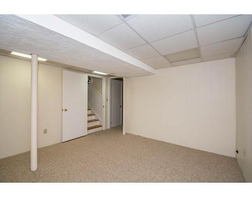 35 Westwind Rd, Lowell, MA 01852 photo 16
