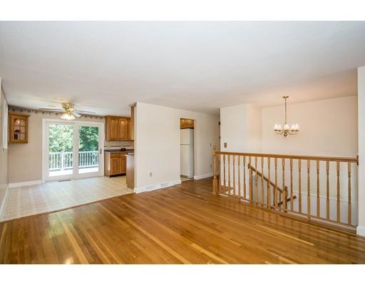 35 Westwind Rd, Lowell, MA 01852 photo 3