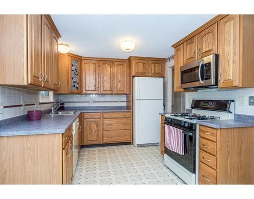 35 Westwind Rd, Lowell, MA 01852 photo 6