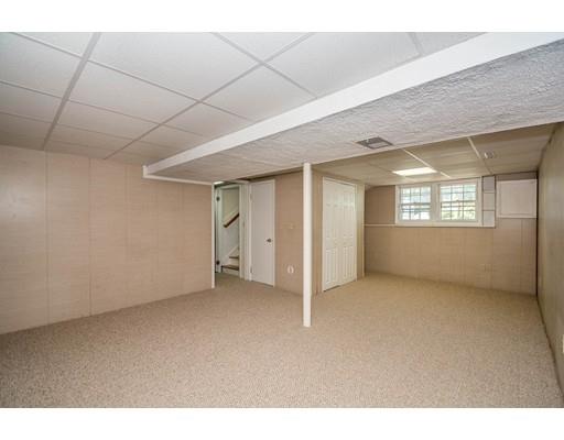 35 Westwind Rd, Lowell, MA 01852 photo 15
