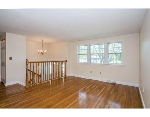 35 Westwind Rd, Lowell, MA 01852 photo 2
