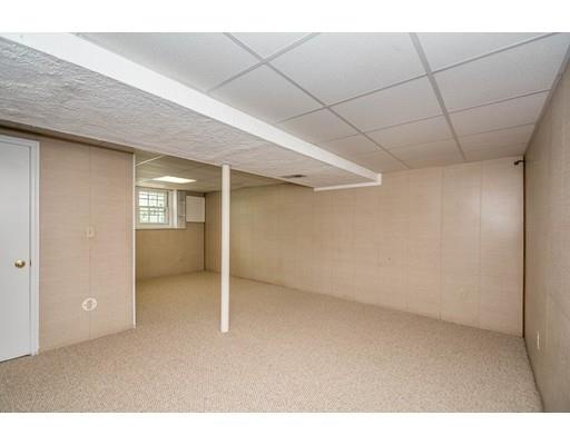 35 Westwind Rd, Lowell, MA 01852 photo 14