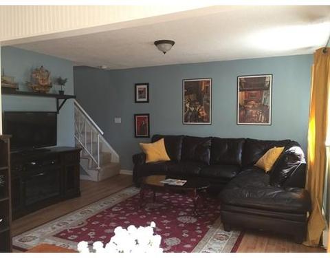 56 Friend St, Gloucester, MA 01930 photo 3