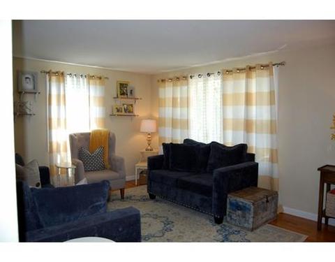33 Loomis Ct, Chicopee, MA 01020 photo 11