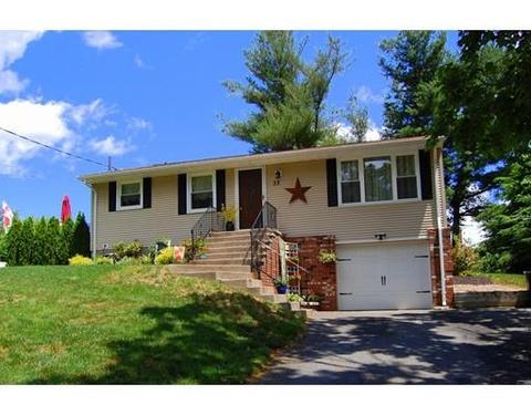 33 Loomis Ct, Chicopee, MA 01020 photo 1