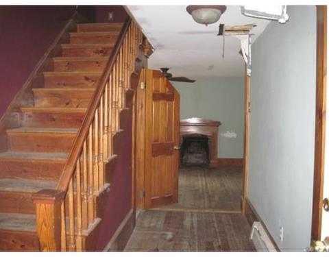 44 Kennebunk St, Athol, MA 01331 photo 3