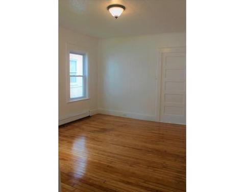 7 S Buffum St, Worcester, MA 01603 photo 22
