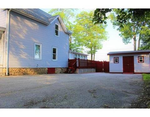 7 S Buffum St, Worcester, MA 01603 photo 4