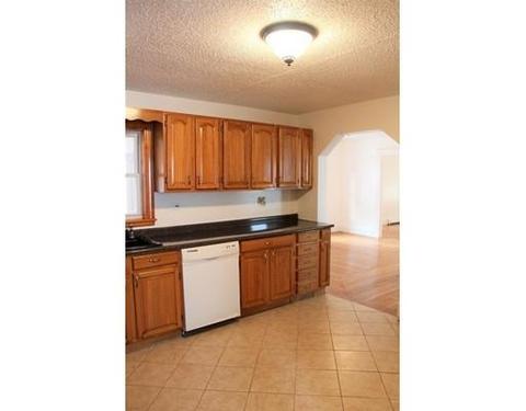 7 S Buffum St, Worcester, MA 01603 photo 12