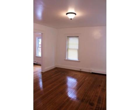 7 S Buffum St, Worcester, MA 01603 photo 15