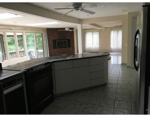 302 West St, Dedham, MA 02026 photo 3