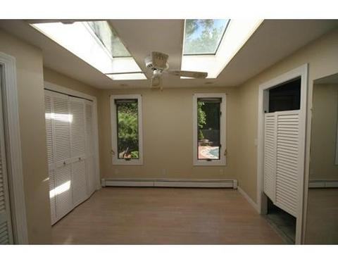 302 West St, Dedham, MA 02026 photo 12