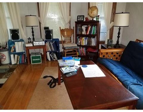 34 Harold St, Worcester, MA 01604 photo 3