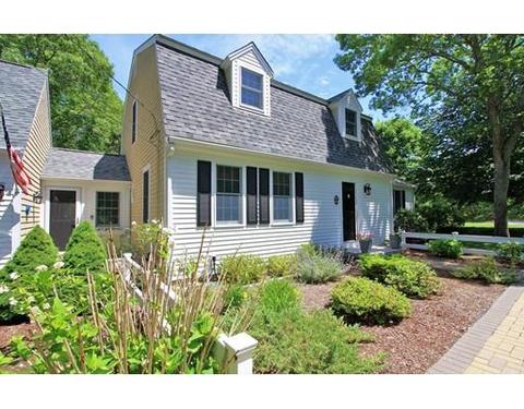 429 Braggs Ln, Barnstable, MA 02630 photo 1