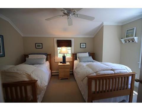 429 Braggs Ln, Barnstable, MA 02630 photo 23