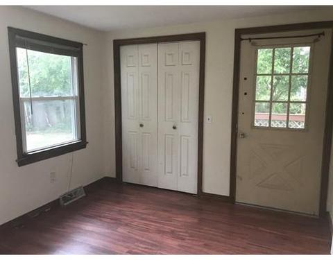 16 Montclair St, Springfield, MA 01104 photo 6