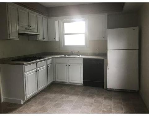 16 Montclair St, Springfield, MA 01104 photo 4