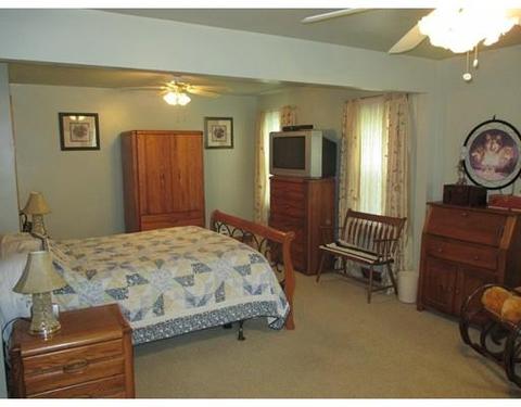 756 Britton, Chicopee, MA 01020 photo 10