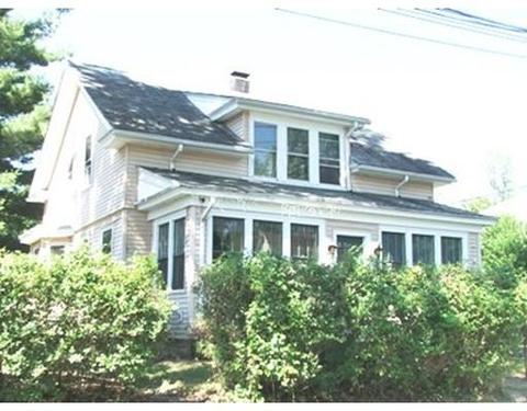 27 Forest St, Chicopee, MA 01013 photo 2