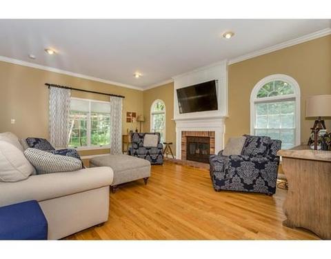 7 Foundry Rd, Sharon, MA 02067 photo 5