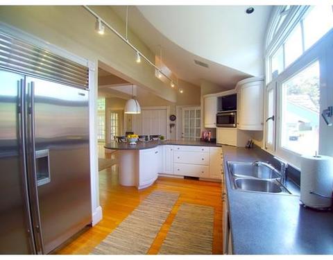 87 Harbor Ave, Marblehead, MA 01945 photo 12