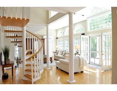 87 Harbor Ave, Marblehead, MA 01945 photo 3