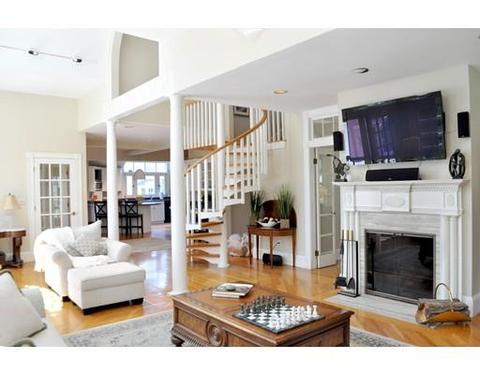 87 Harbor Ave, Marblehead, MA 01945 photo 5