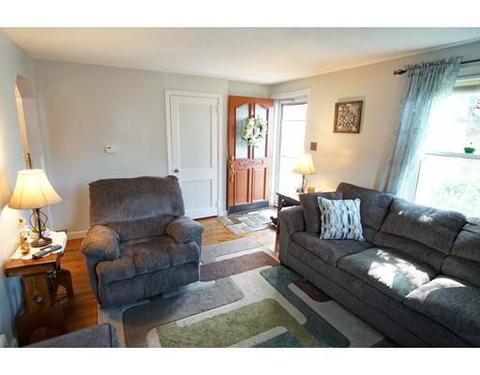 15 Powell Ave, Springfield, MA 01118 photo 6