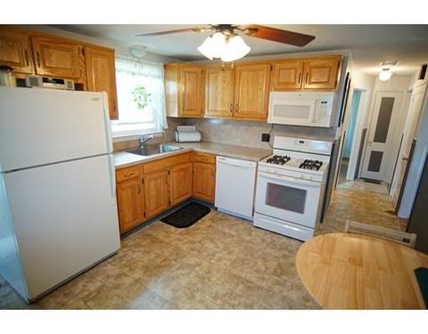 15 Powell Ave, Springfield, MA 01118 photo 9