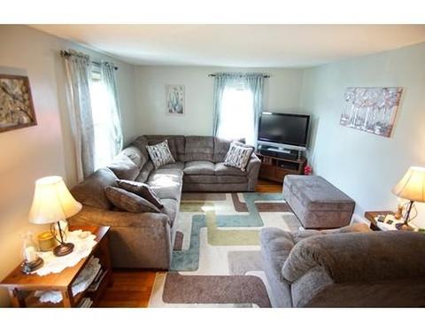 15 Powell Ave, Springfield, MA 01118 photo 5