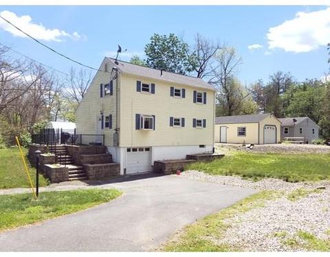 5 Horseshoe Cir, Ware, MA 01082 photo 1