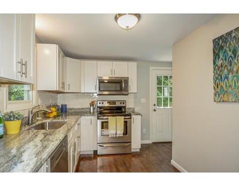 23 Manhattan Rd, Worcester, MA 01602 photo 3