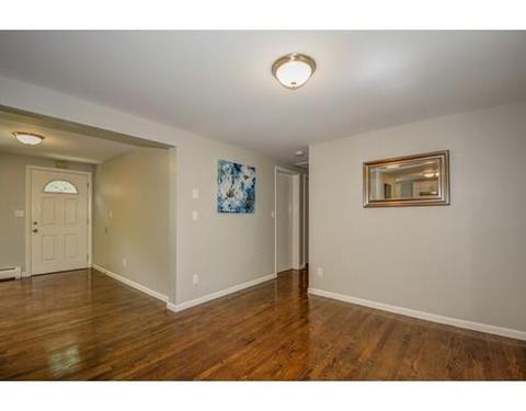 23 Manhattan Rd, Worcester, MA 01602 photo 8