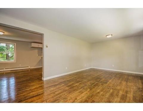 23 Manhattan Rd, Worcester, MA 01602 photo 9