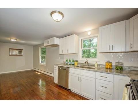 23 Manhattan Rd, Worcester, MA 01602 photo 4
