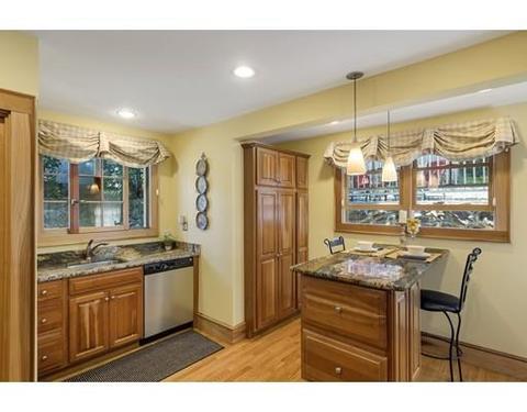 51 Boynton Rd, Medford, MA 02155 photo 15