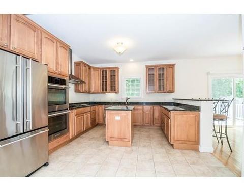 9 Bates St, Danvers, MA 01923 photo 7