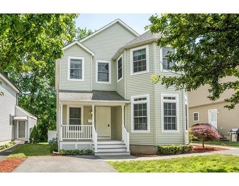 9 Bates St, Danvers, MA 01923 photo 1