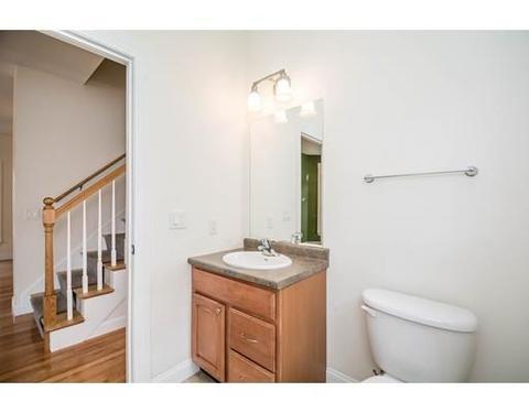 9 Bates St, Danvers, MA 01923 photo 14