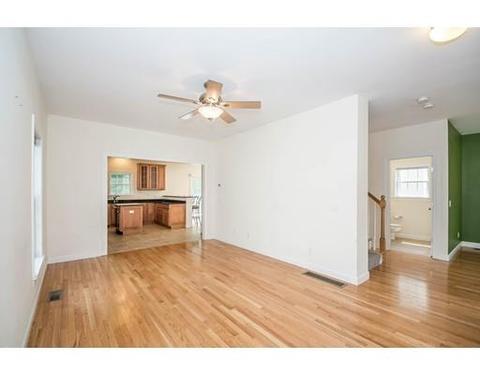 9 Bates St, Danvers, MA 01923 photo 6