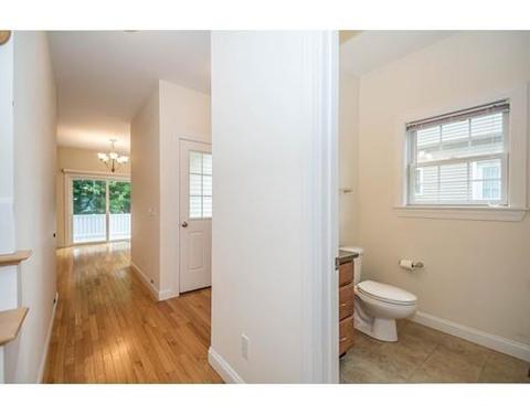 9 Bates St, Danvers, MA 01923 photo 13