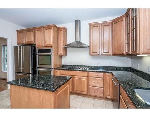 9 Bates St, Danvers, MA 01923 photo 9
