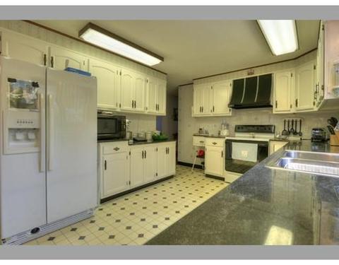 2 Carl Gardner Rd, Bourne, MA 02532 photo 9