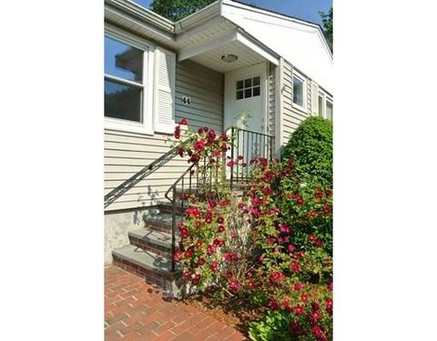 44 Mcdevitt Rd, Randolph, MA 02368 photo 3