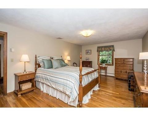59 Heather Dr, Reading, MA 01867 photo 12
