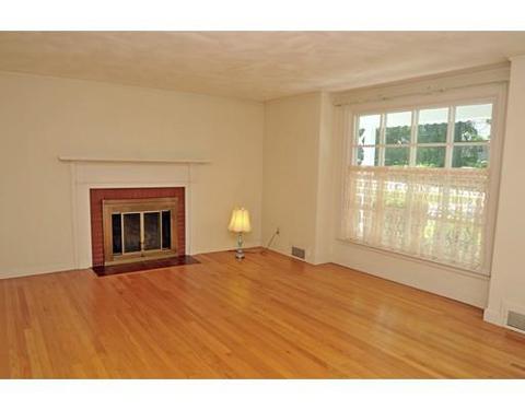 86 Fenimore Blvd, Springfield, MA 01108 photo 4