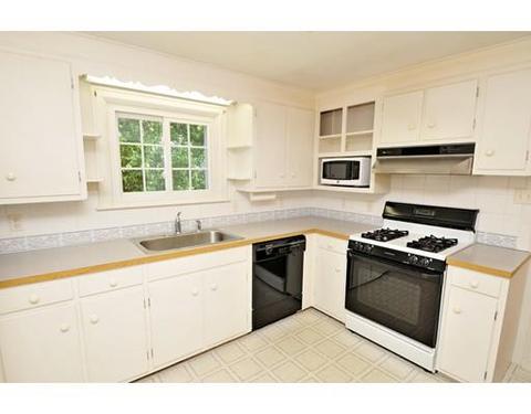 86 Fenimore Blvd, Springfield, MA 01108 photo 8
