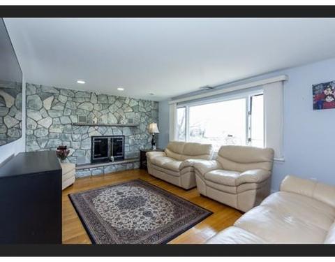 28 Hatch St, Everett, MA 02149 photo 5