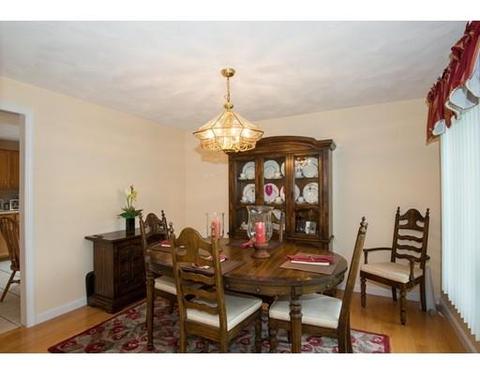 4 Mcdevitt Dr, Woburn, MA 01801 photo 12