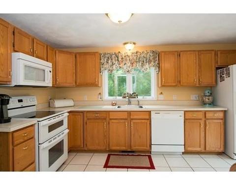 4 Mcdevitt Dr, Woburn, MA 01801 photo 7